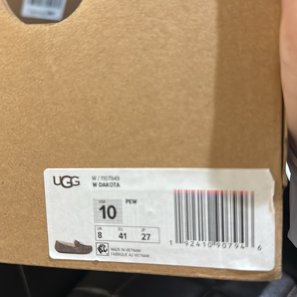 UGG Women's Gray Slippers - Picture 3 of 3
